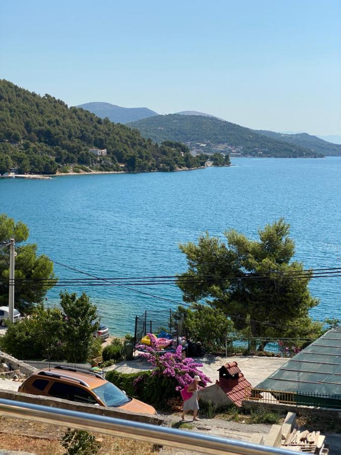 Villa Lovric มารีนา ภายนอก รูปภาพ